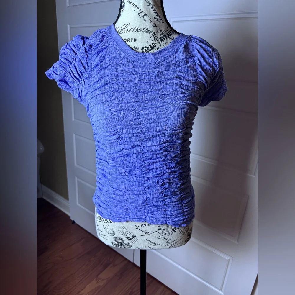 By ANTHROPOLOGIE Purple Ruched Baby Tee - Picture 4 of 8